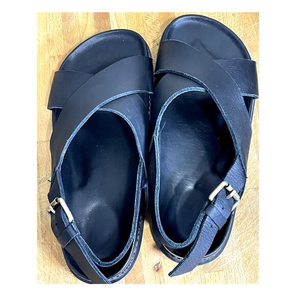 Liberte Capri Sandal Black Leather Buckle Casual Women's Size 8.5 - Picture 7 of 10